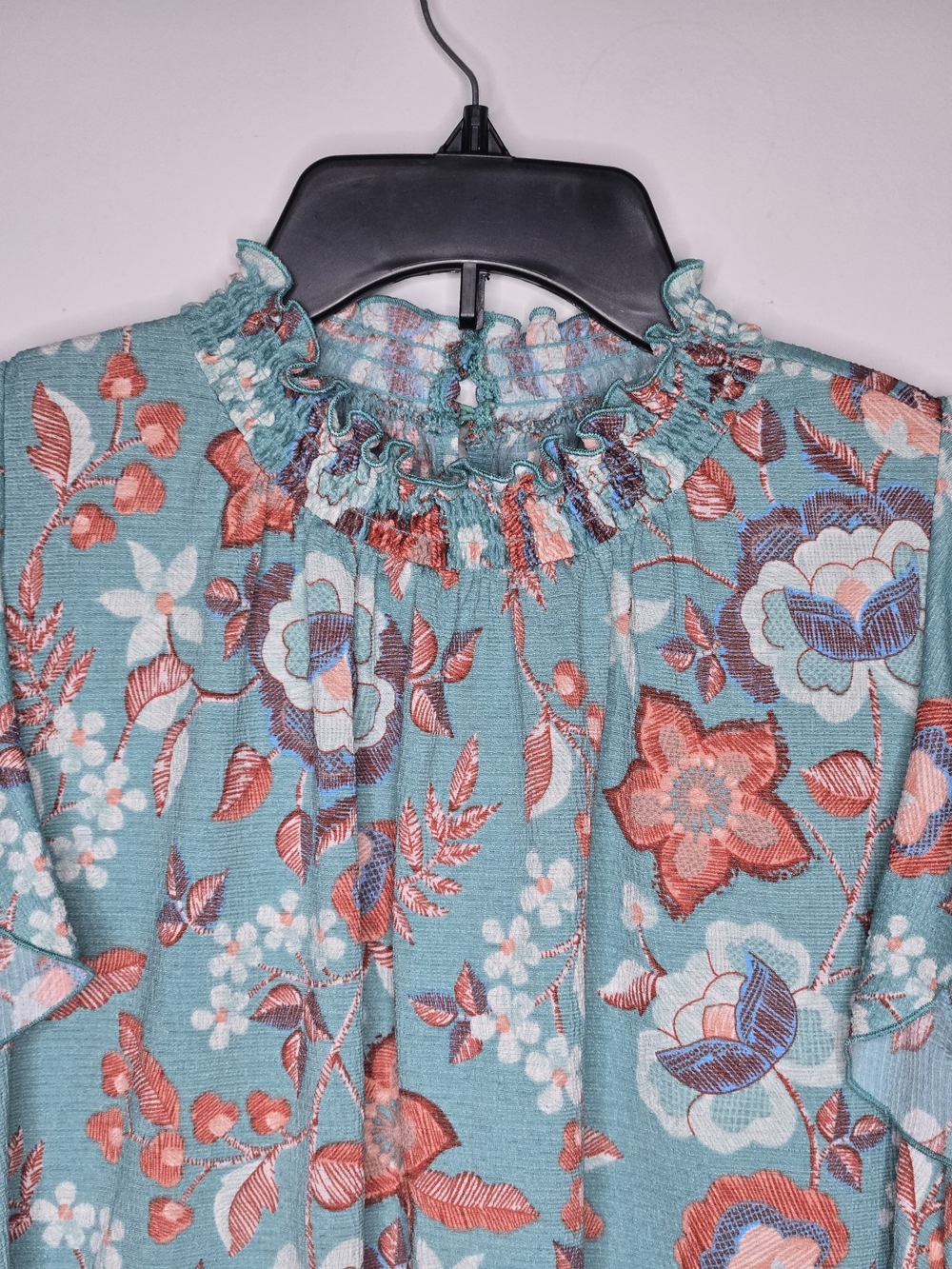 MELLODAY Teal Floral Smocked Ruffle Neck Flutter Sleeve Camisole - M - Picture 3 of 13